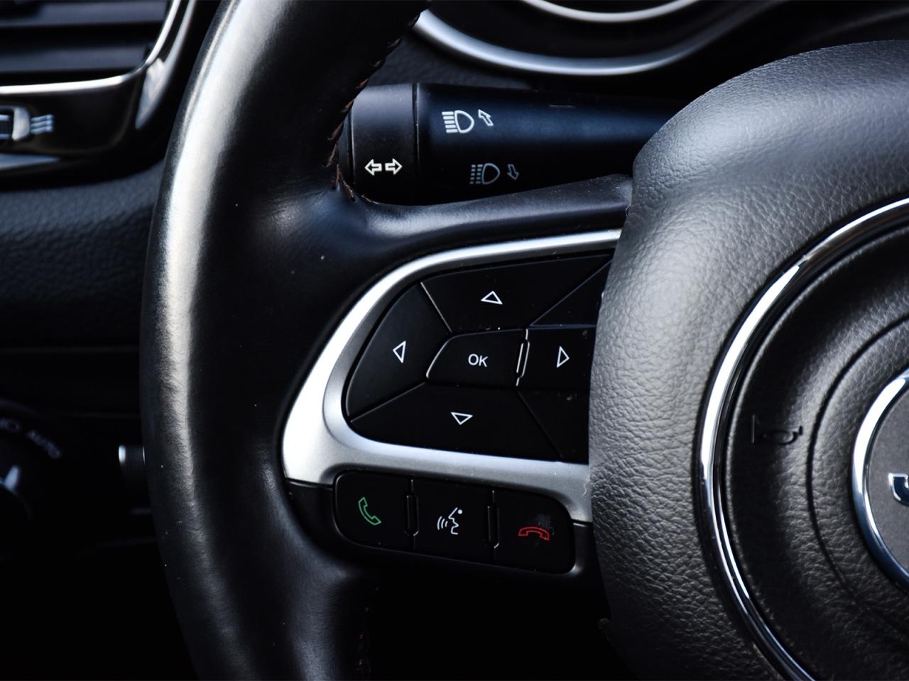 2018 Jeep Compass Limited 4x4 ~Nav ~Heated Leather ~Bluetooth ~Cam Photo