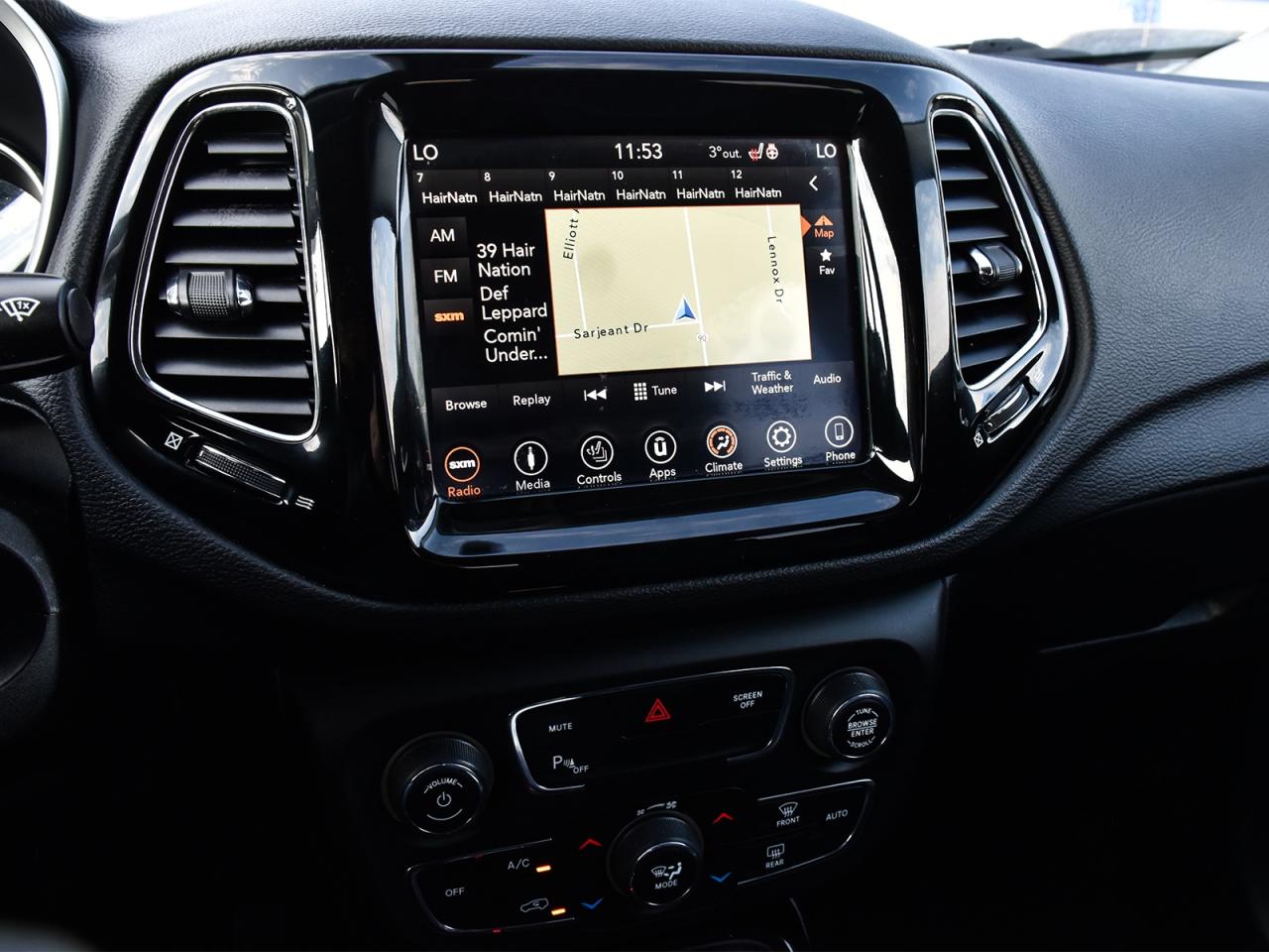 2018 Jeep Compass Limited 4x4 ~Nav ~Heated Leather ~Bluetooth ~Cam Photo