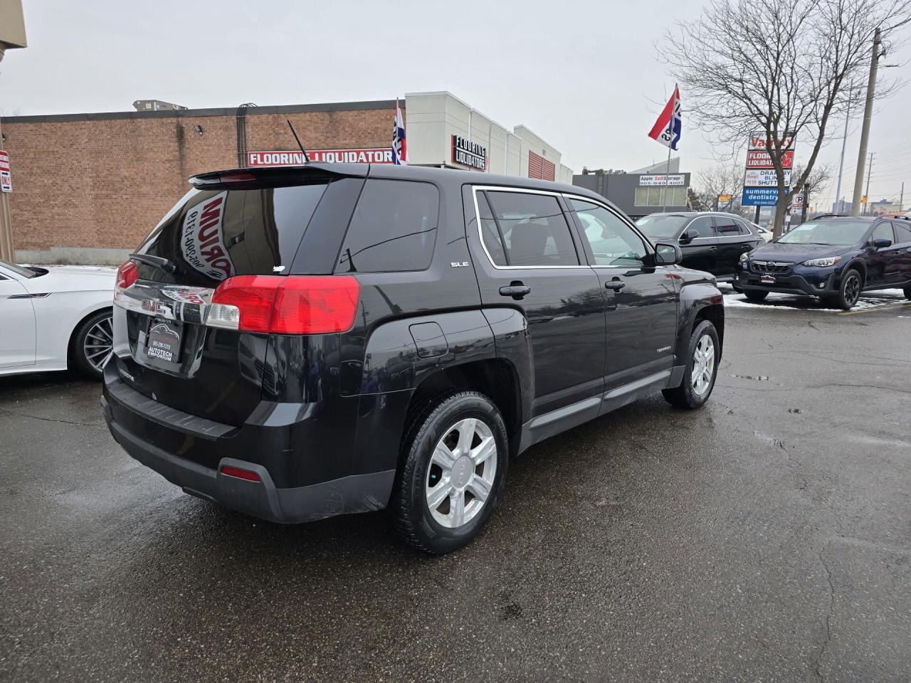 2015 GMC Terrain SLE / Reverse Camera / Bluetooth / Power Windows Photo
