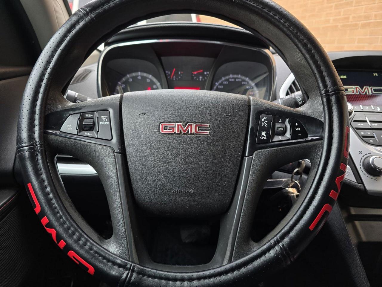 2015 GMC Terrain SLE / Reverse Camera / Bluetooth / Power Windows Photo