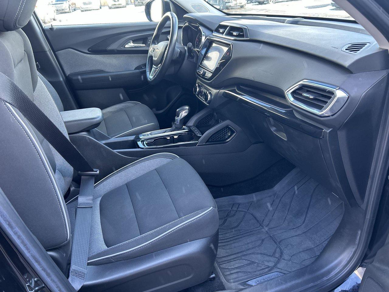 2022 Chevrolet TrailBlazer LT Adaptive Cruise Auto Climate Heated Steering Wh Photo