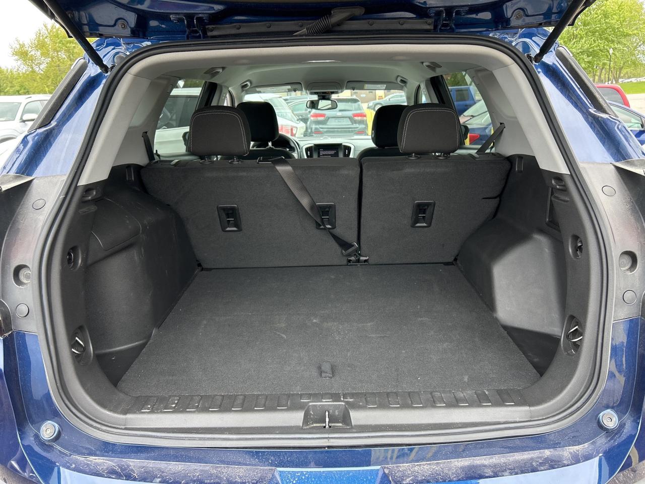 2023 GMC Terrain SLE, CLEAN CARFAX, REMOTE START, AWD! Photo