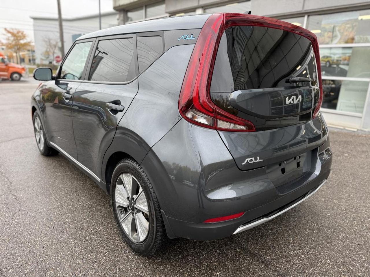 2022 Kia Soul EV EV Limited Auto Photo