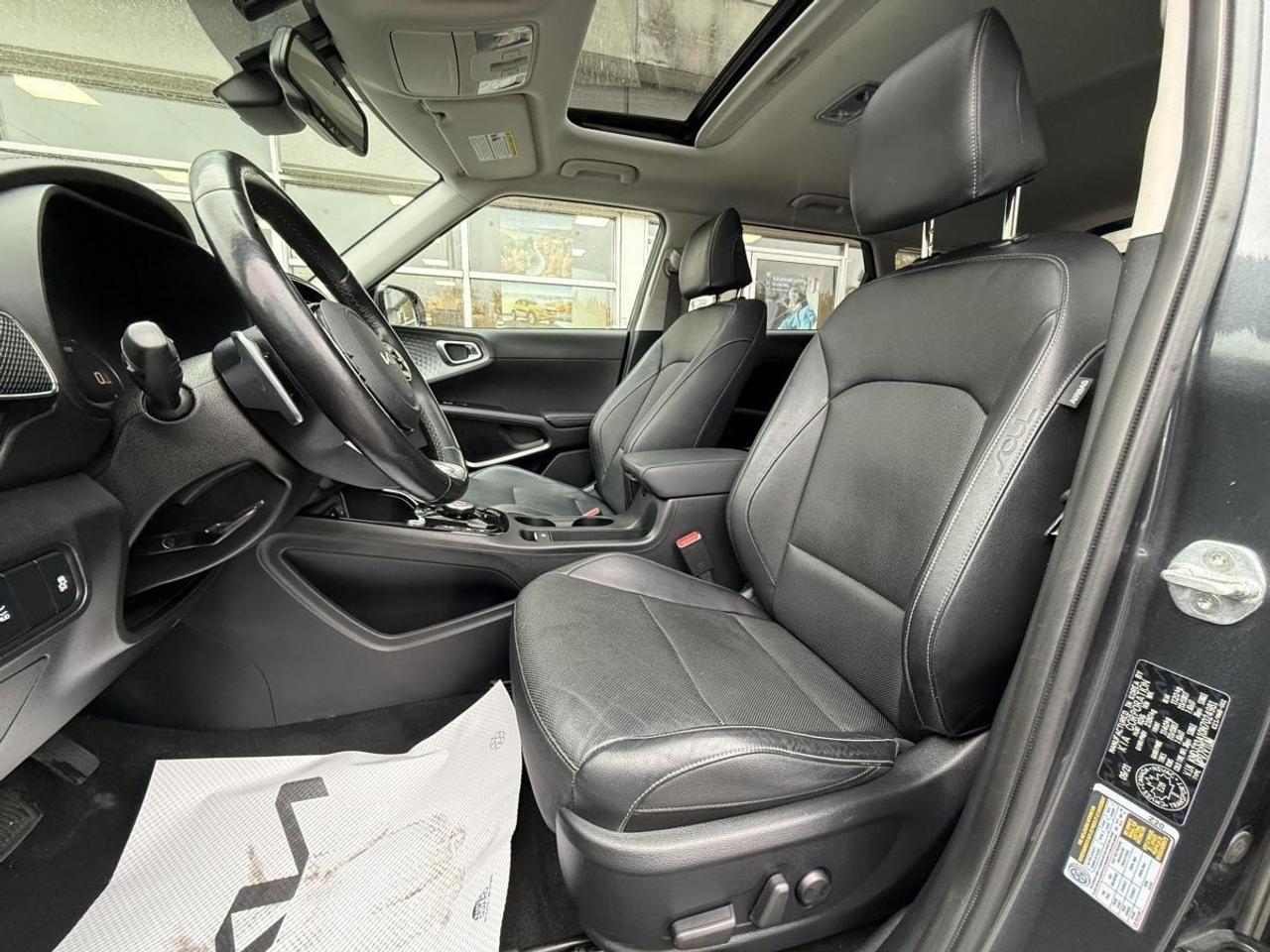 2022 Kia Soul EV EV Limited Auto Photo