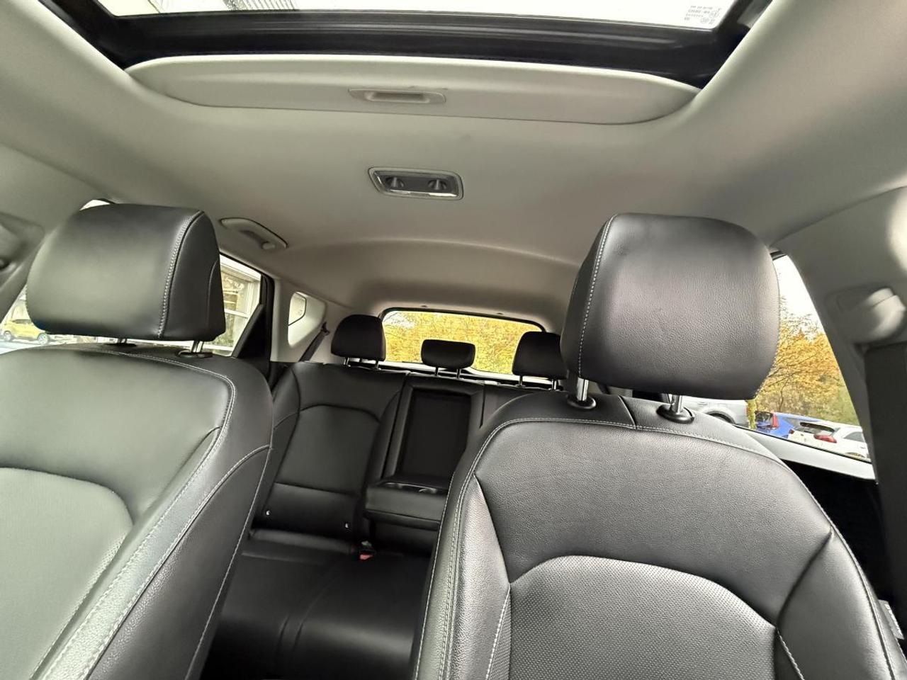 2022 Kia Soul EV EV Limited Auto Photo