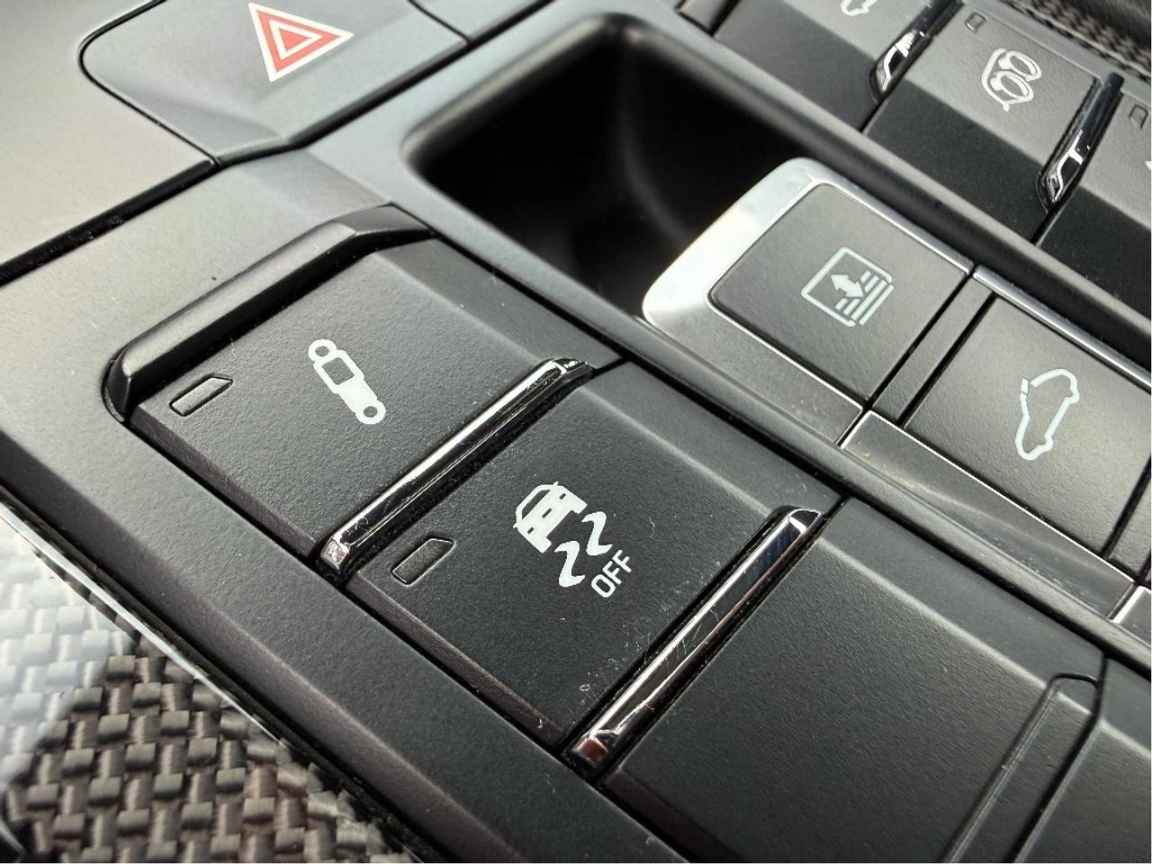 2018 Porsche 911 Carrera GTS CleanCarFx Only25,807KM ServiceHistory Photo