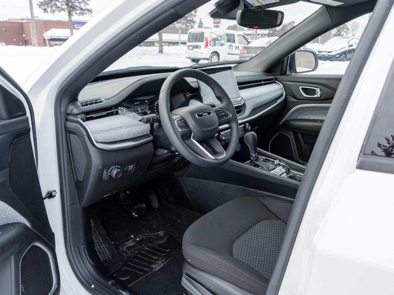 2024 Jeep Compass - Sport 4x4 Photo