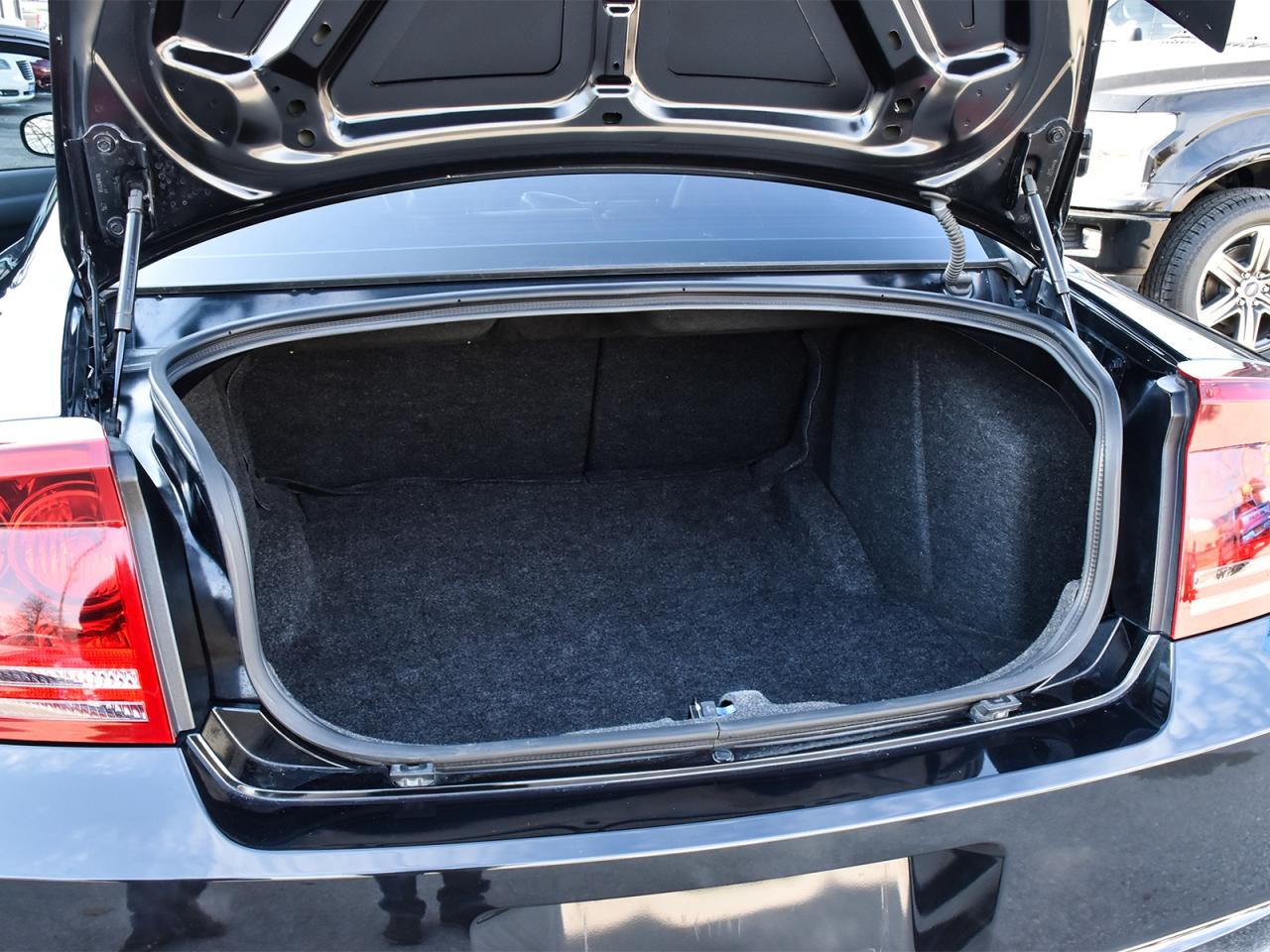 2007 Dodge Charger SRT-8 ~6.1L HEMI ~Leather ~Sunroof ~Kicker Audio Photo