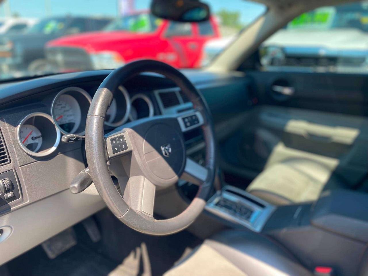 2007 Dodge Charger SRT-8 ~6.1L HEMI ~Leather ~Sunroof ~Kicker Audio Photo