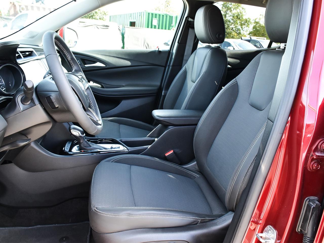 2022 Buick Encore GX AWD ~Heated Seats ~Bluetooth ~Camera ~Alloy Wheels Photo