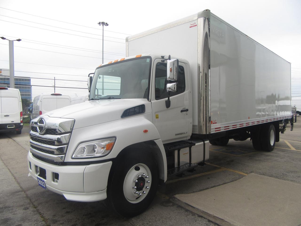 2023 Hino L7 CUMMINS 26FT BOX LARGE POWER LIFT/ROLLOUT RAMP Photo