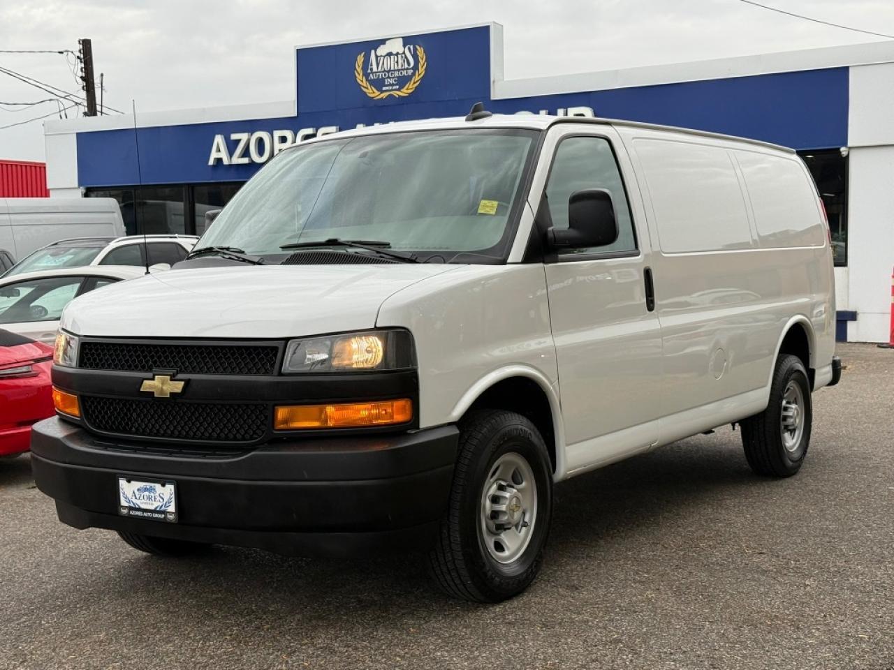 2023 Chevrolet Express 2500 2500 135 WheelBase CleanCarfax Warranty Certified Photo0