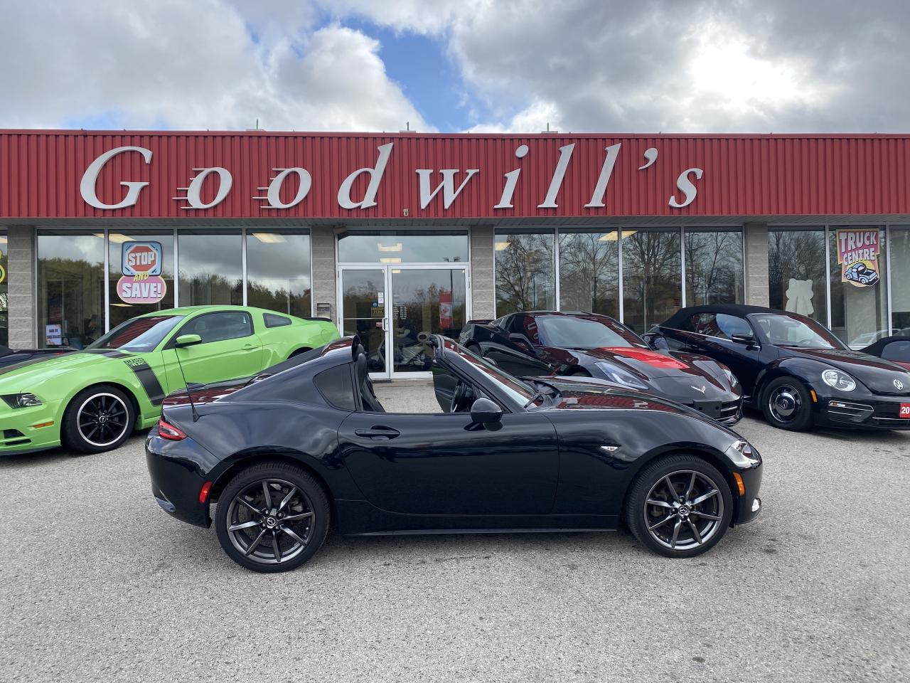 2017 Mazda MX-5 RF GT, HEATED LEATHER, BACK UP CAM! Photo