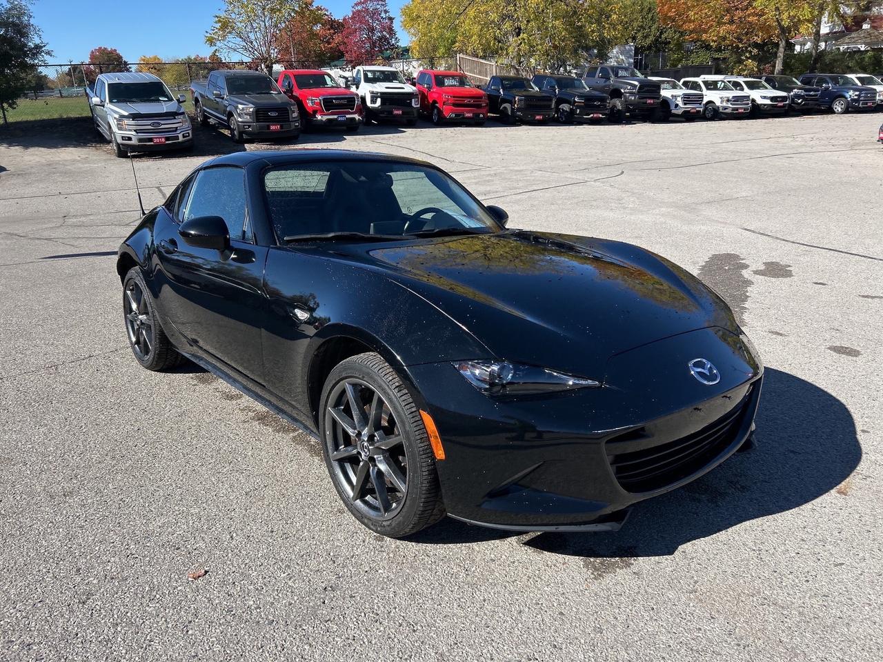 2017 Mazda MX-5 RF GT, HEATED LEATHER, BACK UP CAM! Photo4
