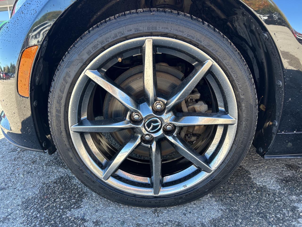 2017 Mazda MX-5 RF GT, HEATED LEATHER, BACK UP CAM! Photo