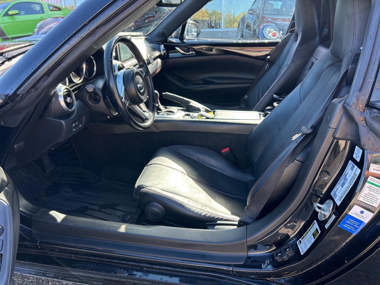 2017 Mazda MX-5 RF GT, HEATED LEATHER, BACK UP CAM! Photo