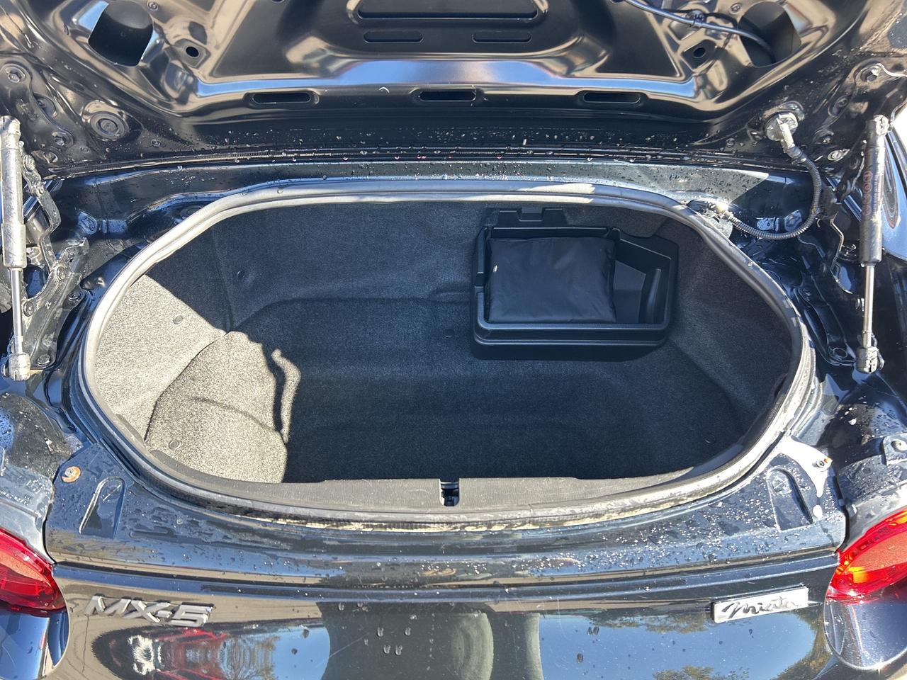 2017 Mazda MX-5 RF GT, HEATED LEATHER, BACK UP CAM! Photo