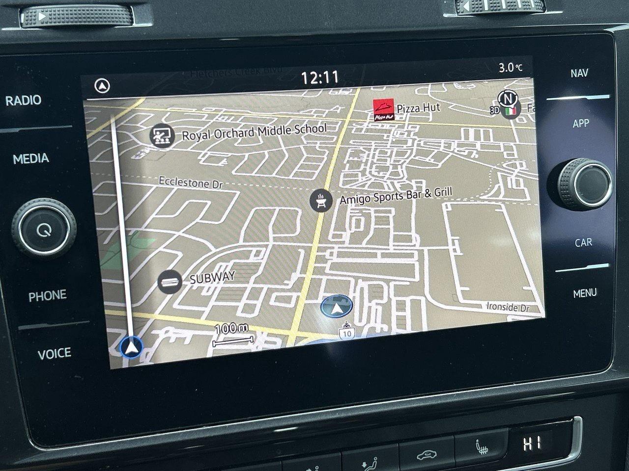 2021 Volkswagen Golf Highline Low KMS Adaptive Cruise Sunroof Leather Photo