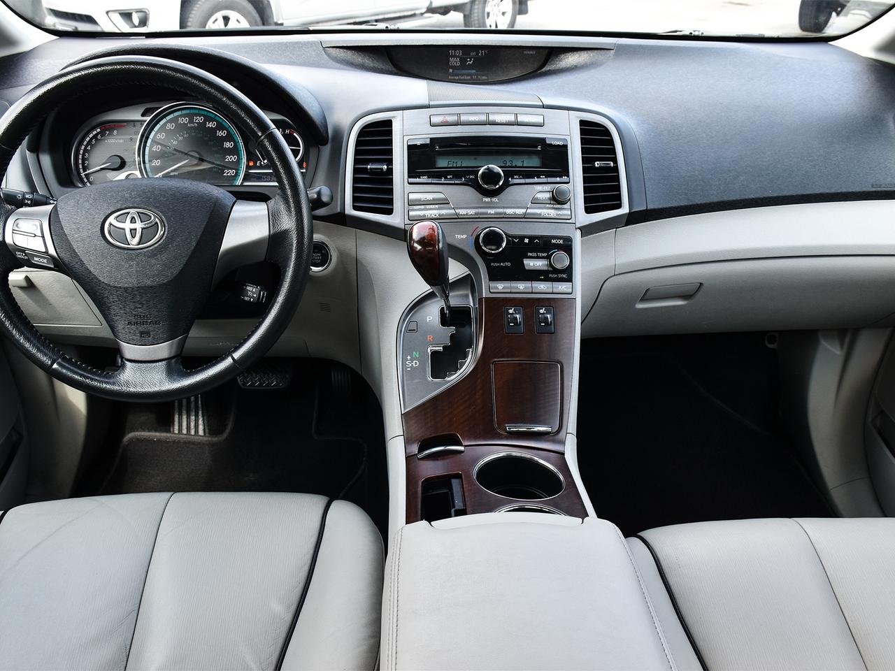 2009 Toyota Venza AWD ~Camera ~Pano Sunroof ~Heated Leather ~Alloys Photo