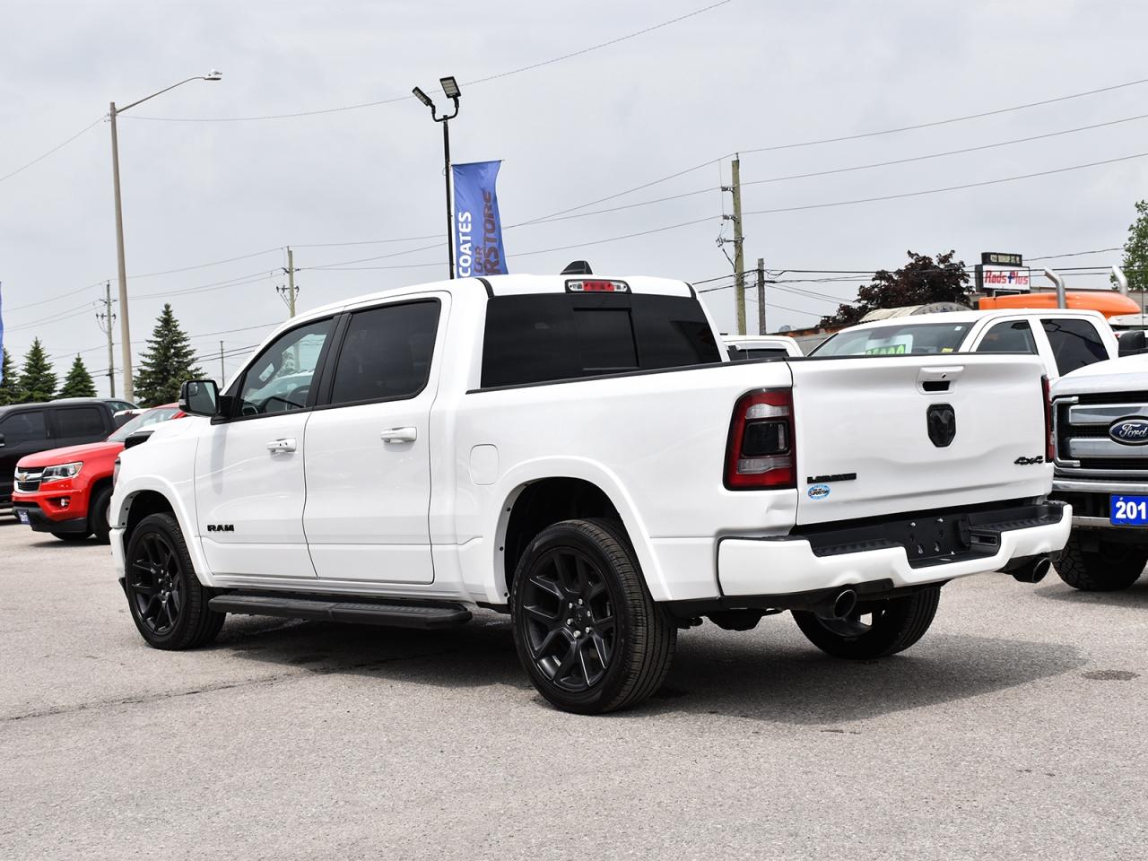 2022 RAM 1500 Laramie Crew Cab 4x4 ~Nav ~Leather ~Harman/Kardon Photo4