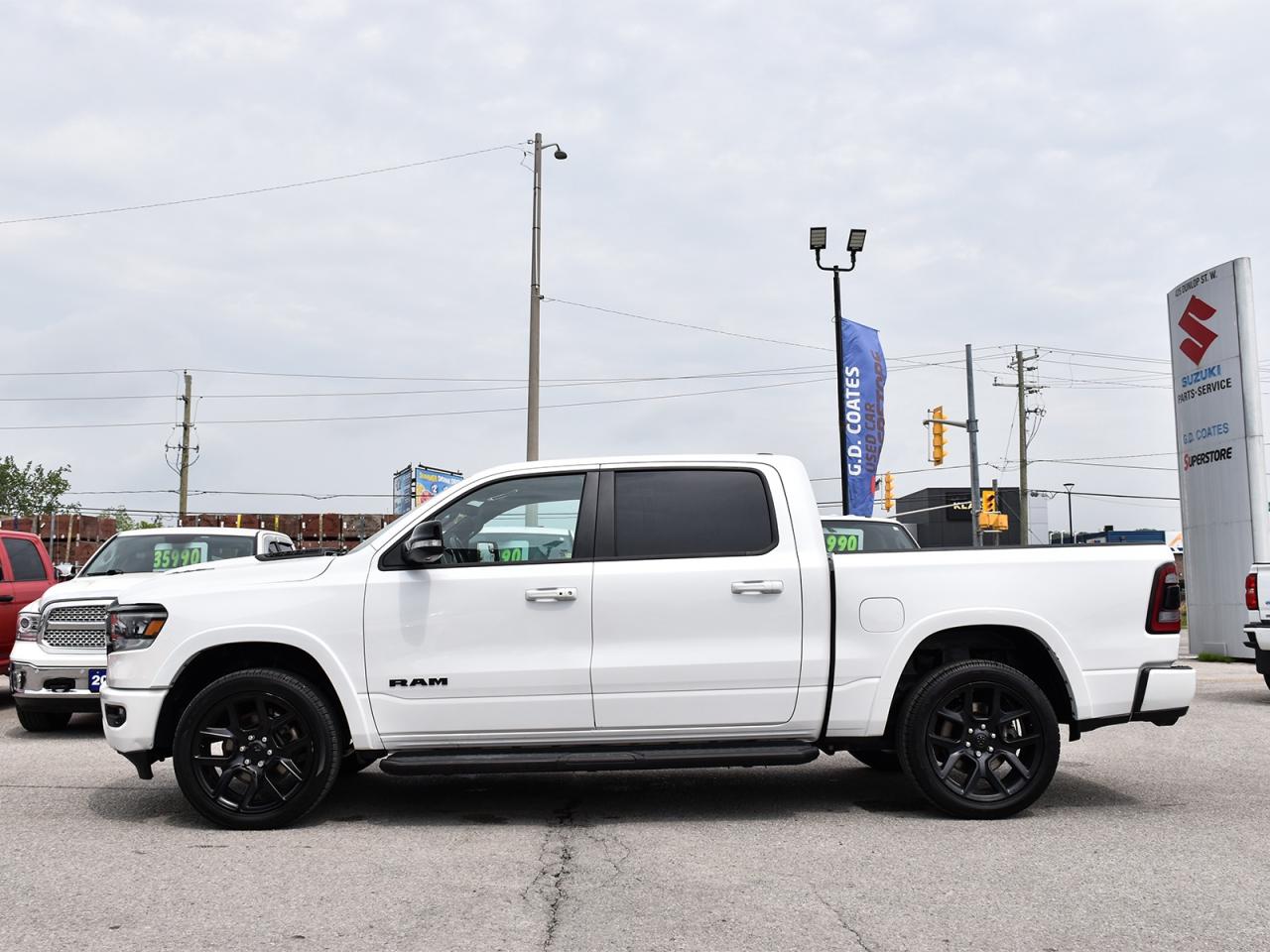 2022 RAM 1500 Laramie Crew Cab 4x4 ~Nav ~Leather ~Harman/Kardon Photo3