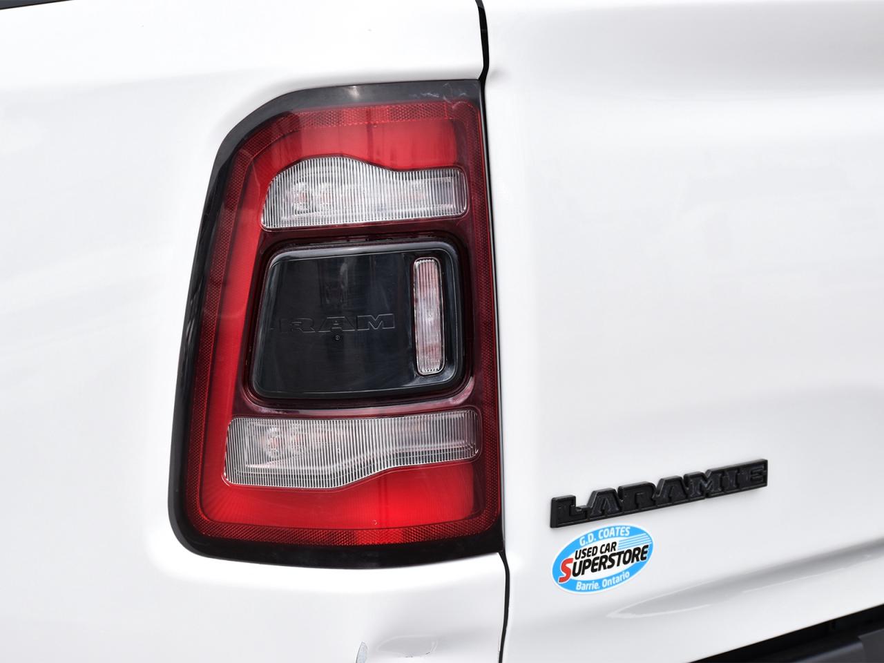 2022 RAM 1500 Laramie Crew Cab 4x4 ~Nav ~Leather ~Harman/Kardon Photo