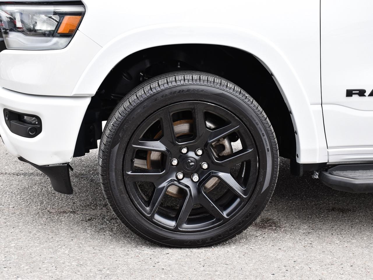 2022 RAM 1500 Laramie Crew Cab 4x4 ~Nav ~Leather ~Harman/Kardon Photo