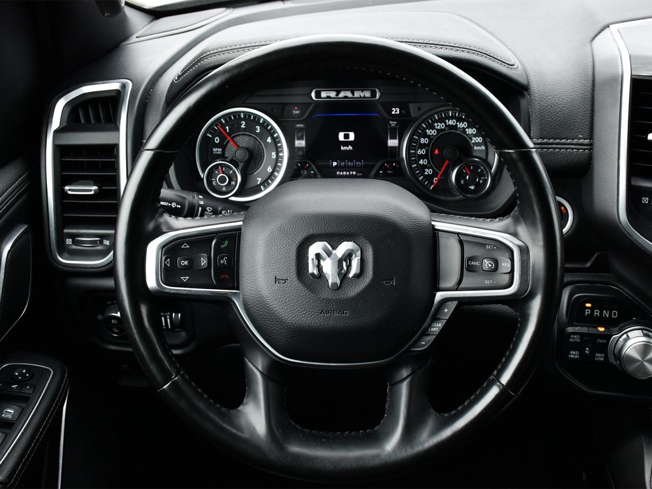 2022 RAM 1500 Laramie Crew Cab 4x4 ~Nav ~Leather ~Harman/Kardon Photo