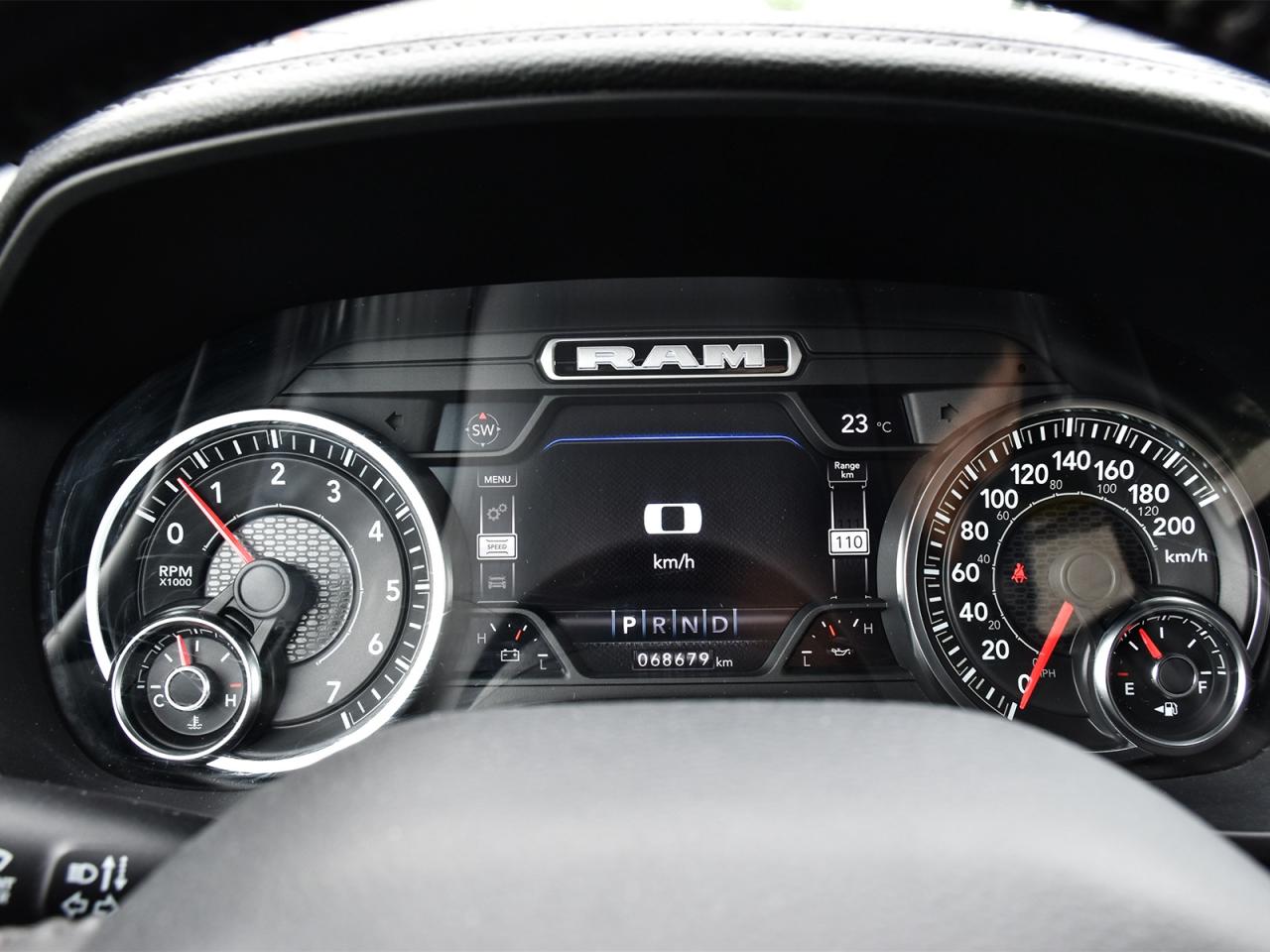 2022 RAM 1500 Laramie Crew Cab 4x4 ~Nav ~Leather ~Harman/Kardon Photo