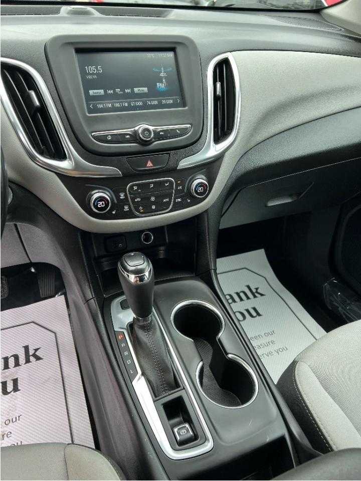 2018 Chevrolet Equinox All Wheel Drive Back Up Camera Clean Carfax Low Km Photo