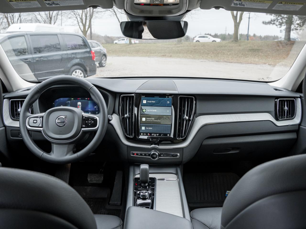 2025 Volvo XC60 B5 AWD Plus Dark Theme  20" ALLOT WHEEL  VOLVO CPO Photo