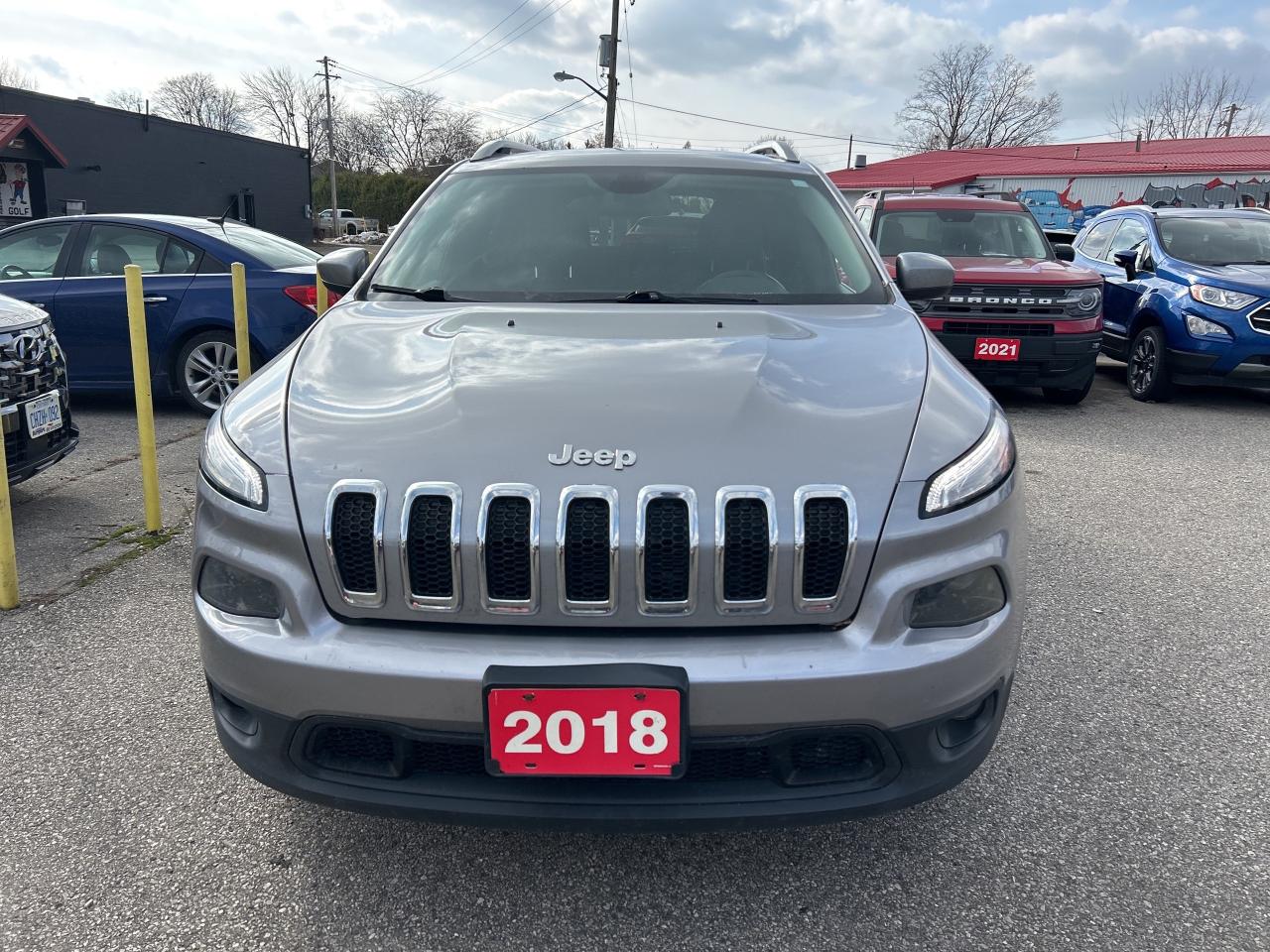 2018 Jeep Cherokee NORTH EDITION, CLEAN CARFAX, FRONT WHEEL DRIVE Photo