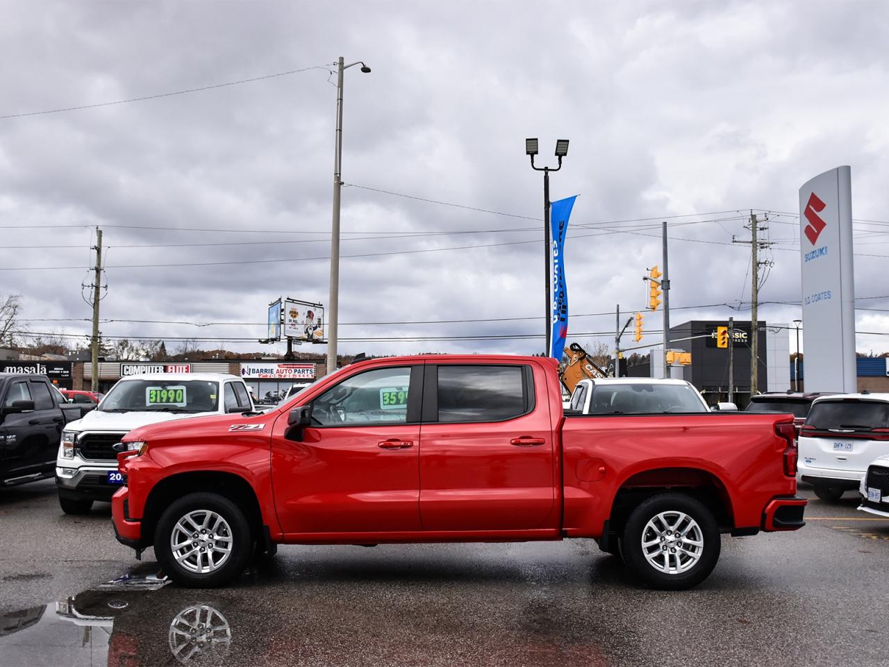 2021 Chevrolet Silverado 1500 RST Crew Cab 4x4 ~Heated Seats ~Camera ~Bluetooth Photo3