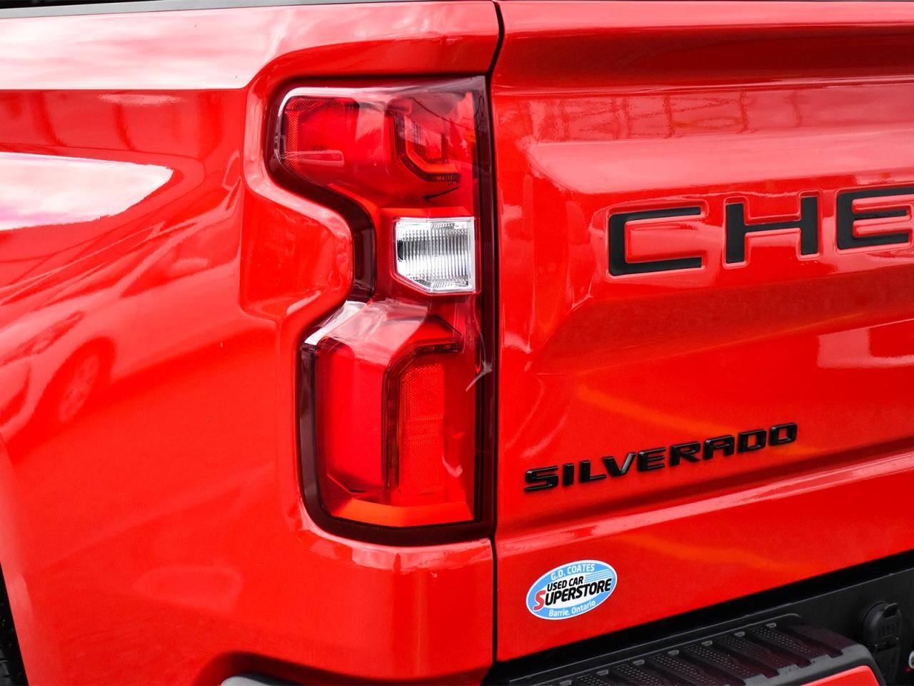 2021 Chevrolet Silverado 1500 RST Crew Cab 4x4 ~Heated Seats ~Camera ~Bluetooth Photo