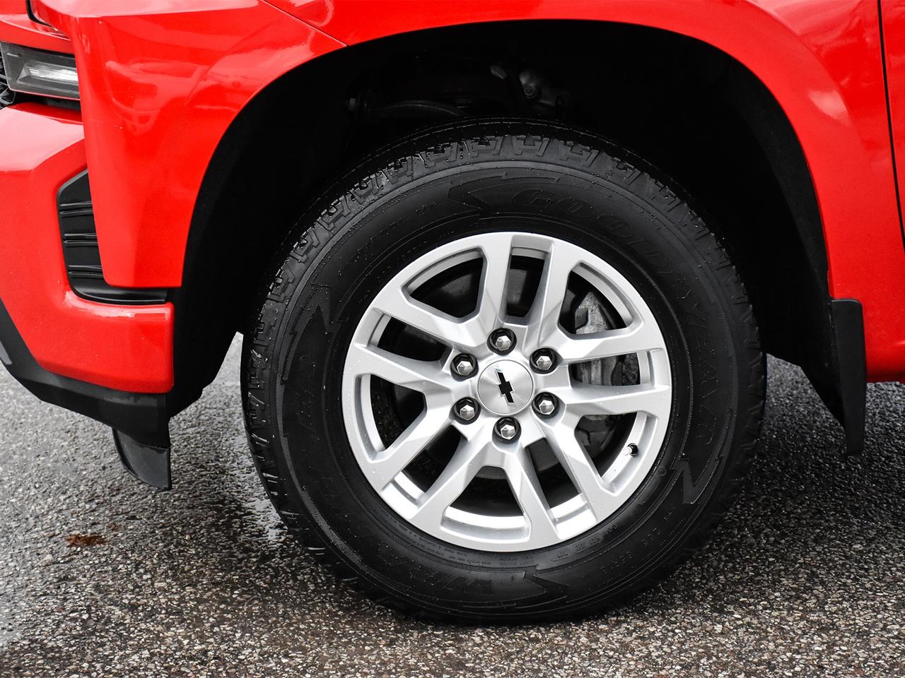 2021 Chevrolet Silverado 1500 RST Crew Cab 4x4 ~Heated Seats ~Camera ~Bluetooth Photo