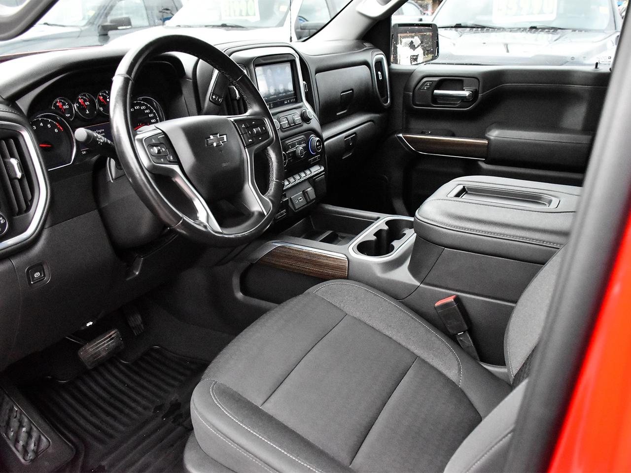 2021 Chevrolet Silverado 1500 RST Crew Cab 4x4 ~Heated Seats ~Camera ~Bluetooth Photo