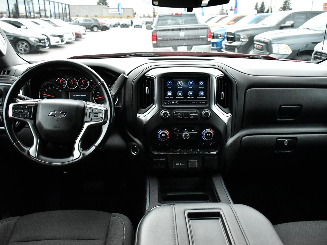 2021 Chevrolet Silverado 1500 RST Crew Cab 4x4 ~Heated Seats ~Camera ~Bluetooth Photo