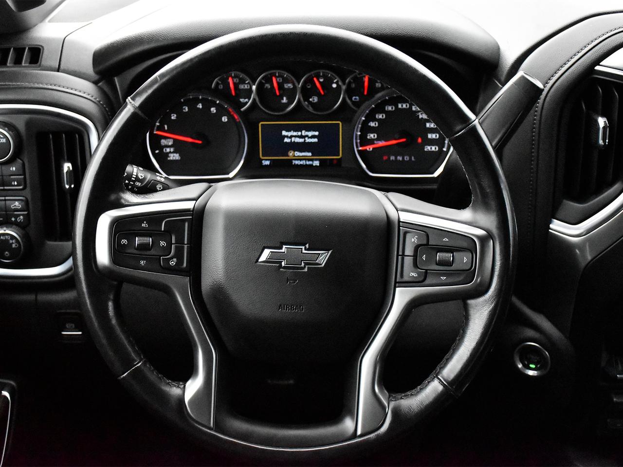 2021 Chevrolet Silverado 1500 RST Crew Cab 4x4 ~Heated Seats ~Camera ~Bluetooth Photo