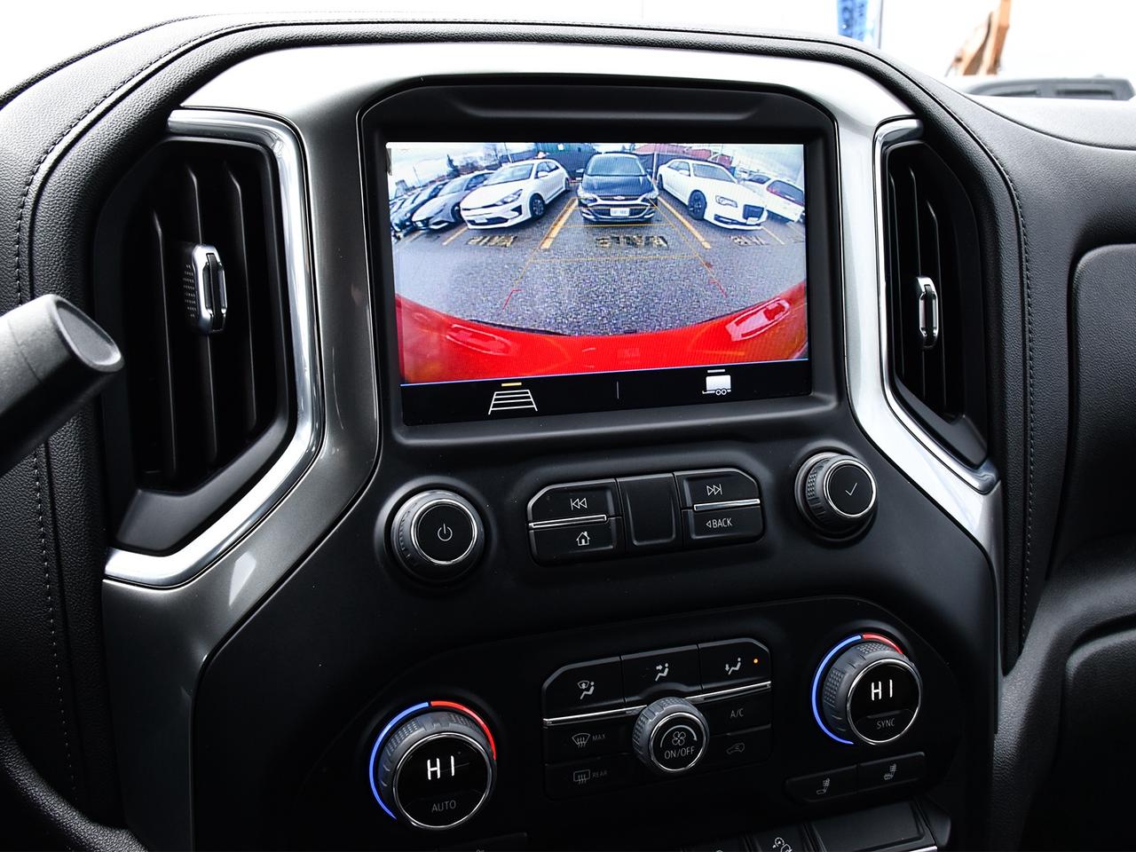 2021 Chevrolet Silverado 1500 RST Crew Cab 4x4 ~Heated Seats ~Camera ~Bluetooth Photo