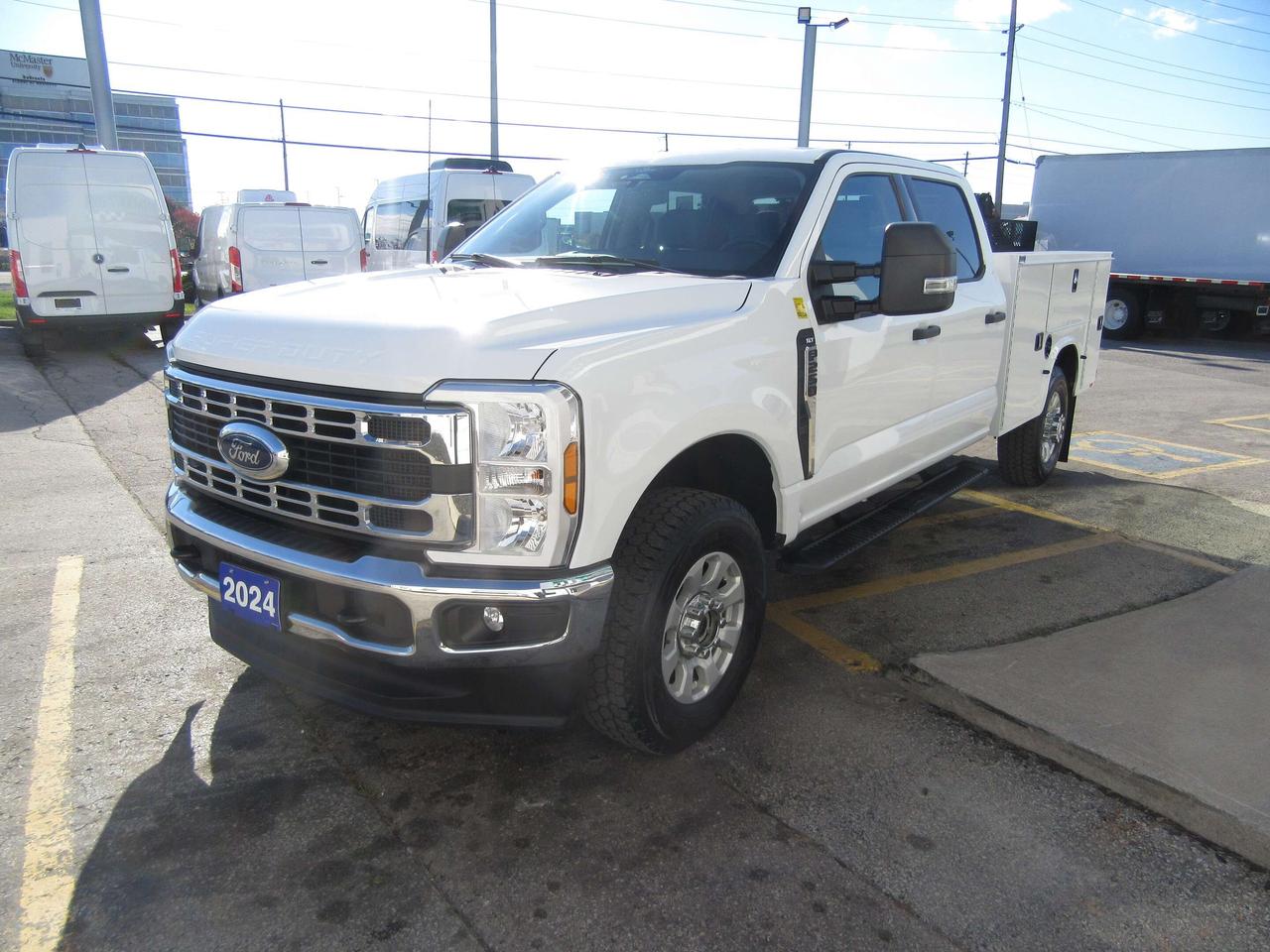 2024 Ford F-250 CREW CAB 4X4 XLT NEW SERVICE UTILITY BODY Photo