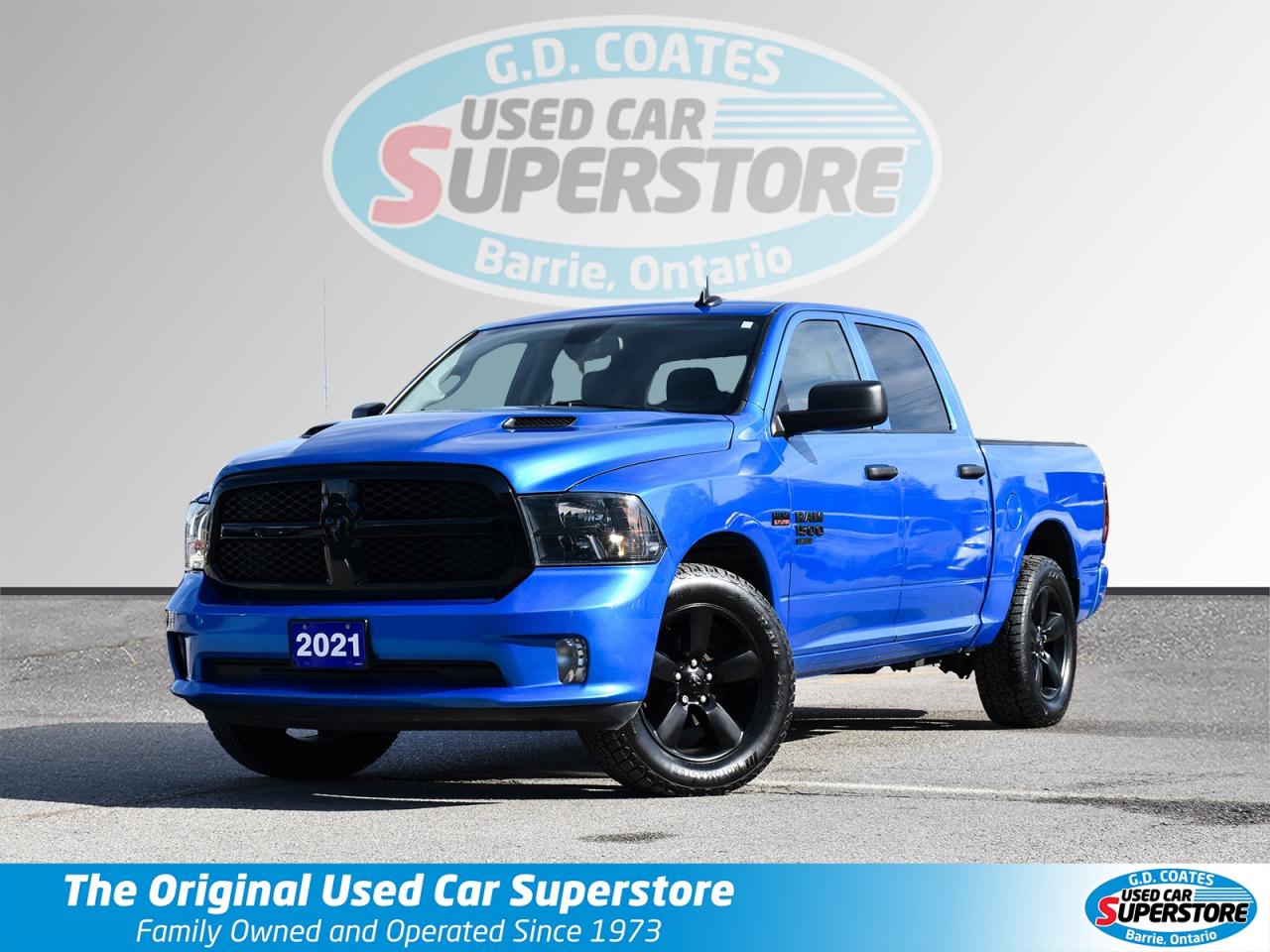 Used 2021 RAM 1500 Classic Express Crew Cab 4x4 ~Heated Seats ~Bluetooth ~Cam for sale in Barrie, ON