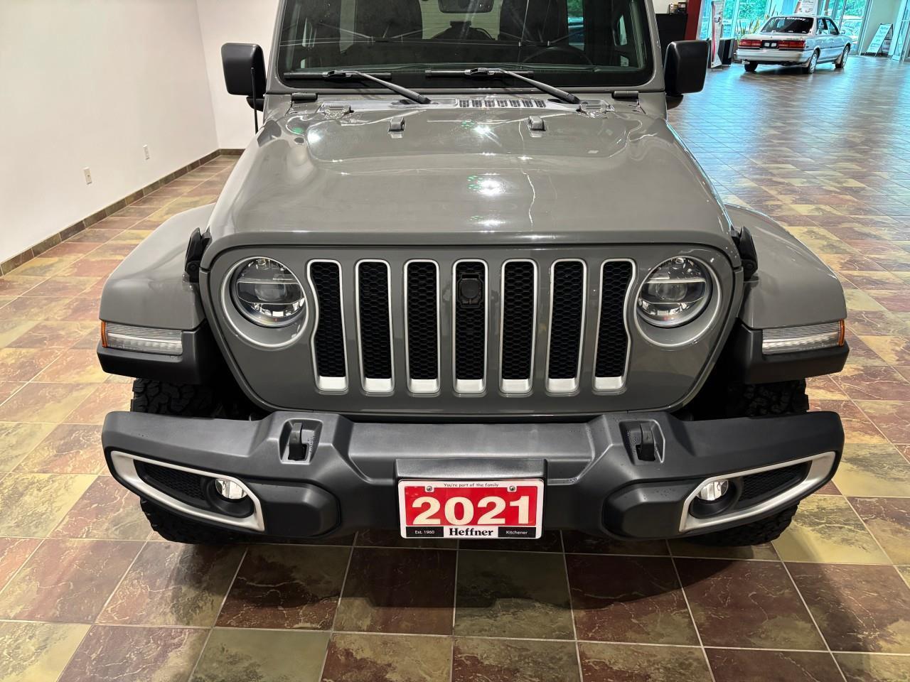 2021 Jeep WRANGLER UNLIMITED Sahara Photo