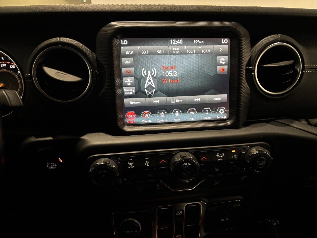 2021 Jeep Wrangler Unlimited Sahara 4X4 Photo