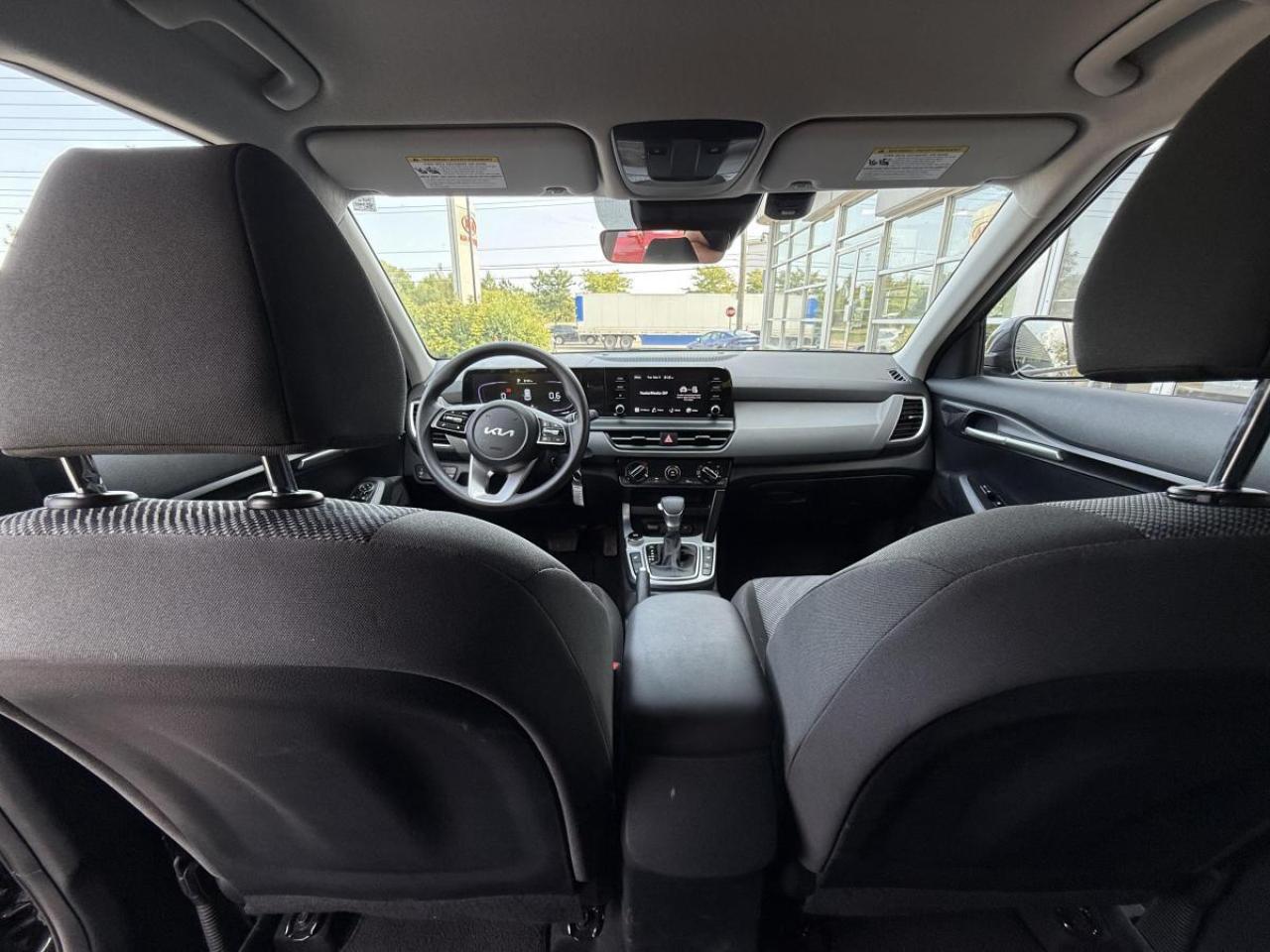 2025 Kia Seltos LX AWD Photo