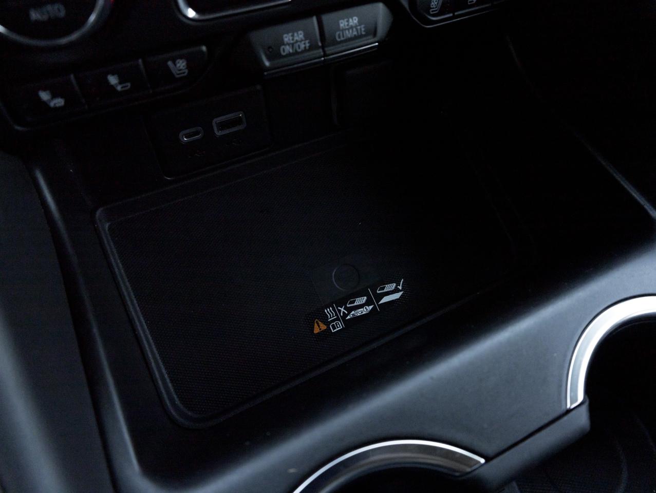 2022 Chevrolet Tahoe 4WD 4dr Premier  DIESEL  7 SEATER  SAFETY CERT Photo