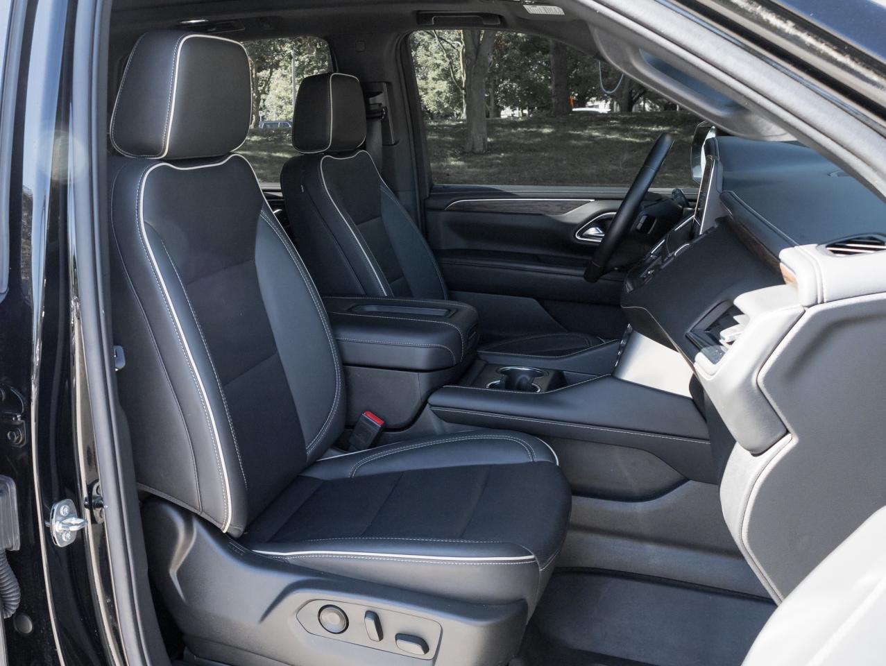 2022 Chevrolet Tahoe 4WD 4dr Premier  DIESEL  7 SEATER  SAFETY CERT Photo