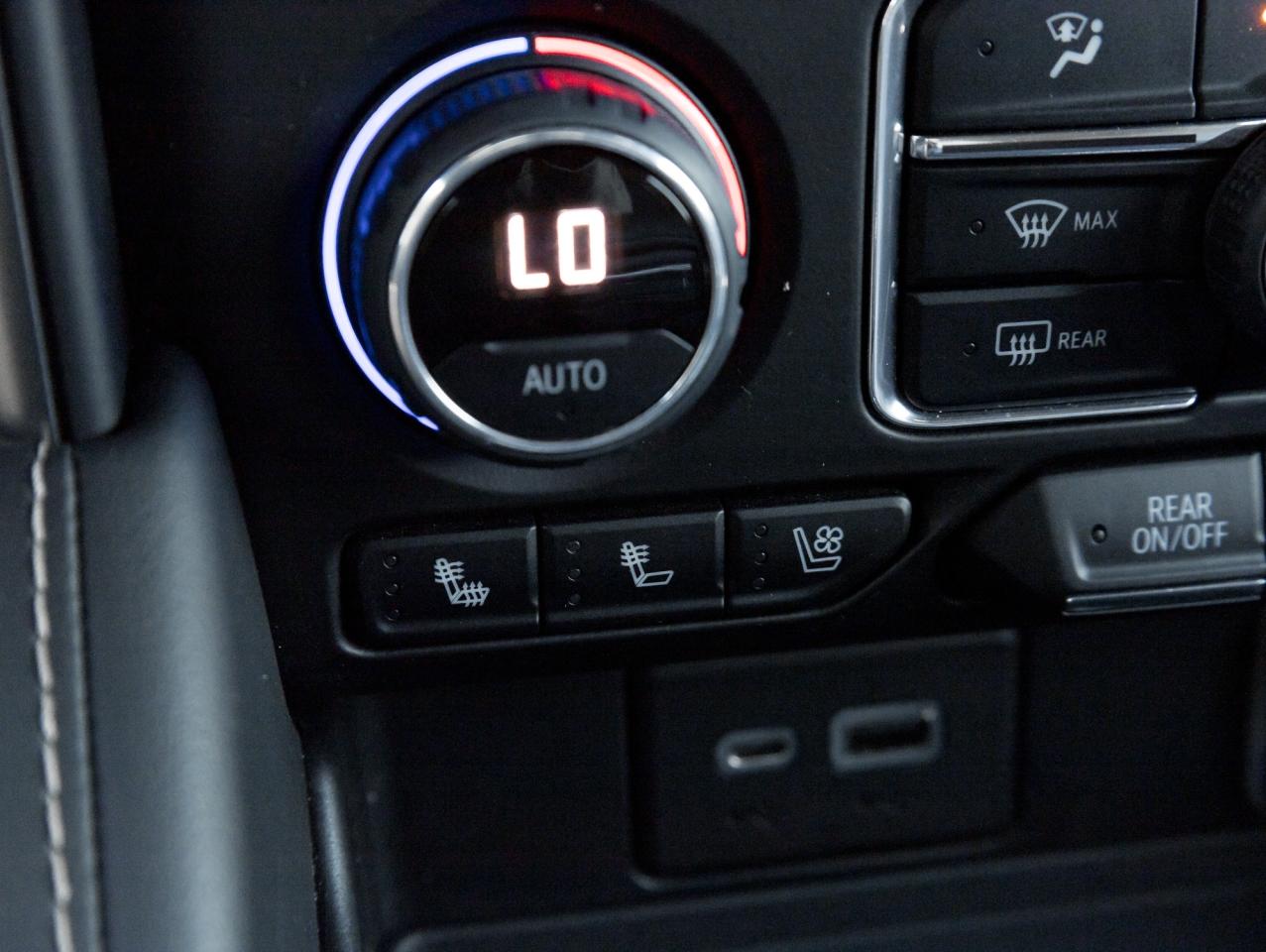 2022 Chevrolet Tahoe 4WD 4dr Premier  DIESEL  7 SEATER  SAFETY CERT Photo