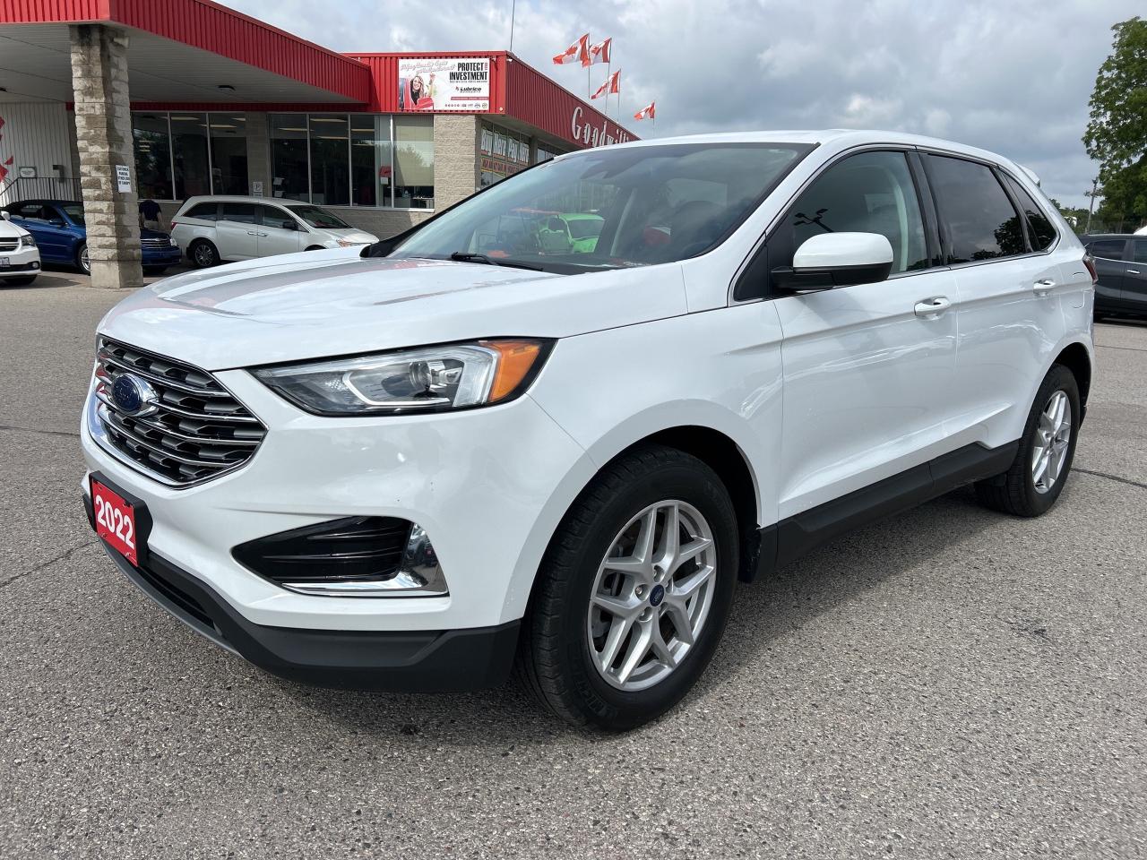 2022 Ford Edge SEL, AWD, HEATED CLOTH, REMOTE START, CLEAN CARFAX Photo