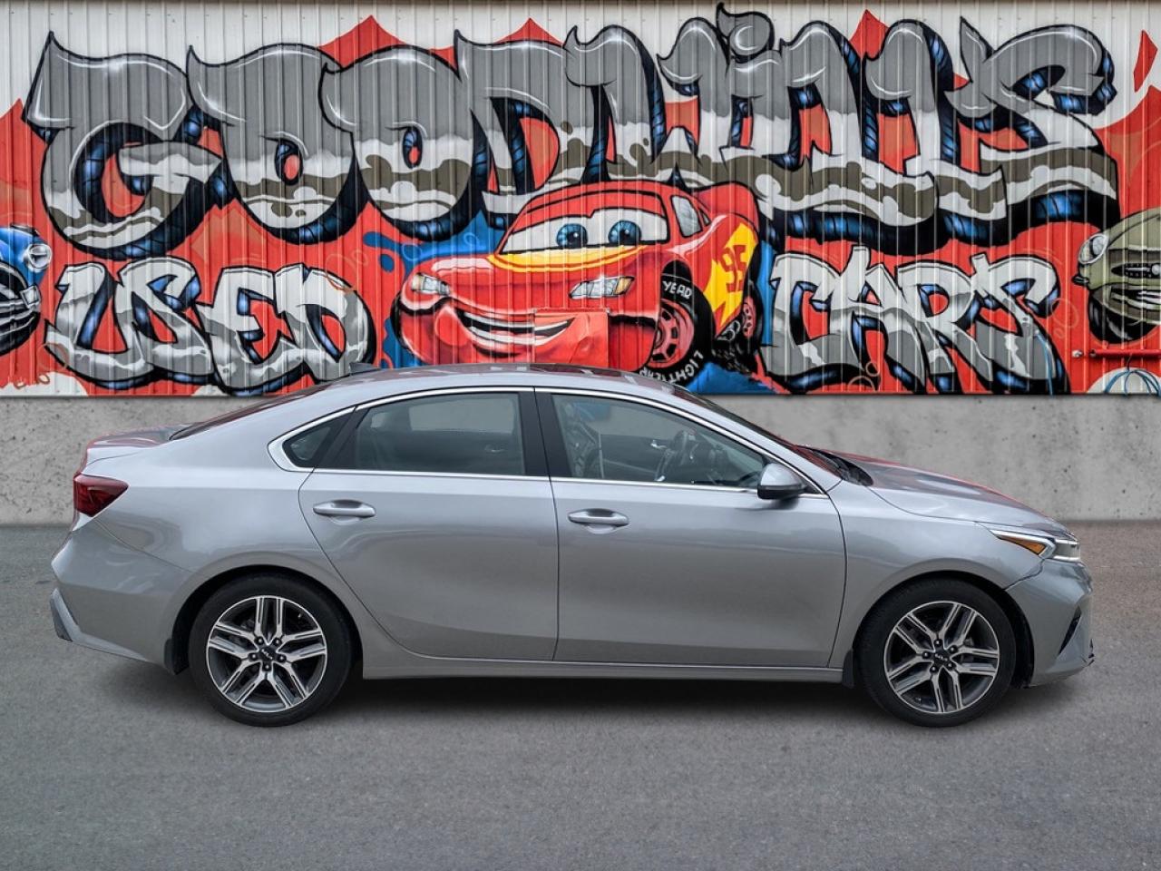 2023 Kia Forte EX, AUTO, 31 000 KMS, HEATED SEATS, SUNROOF! Photo