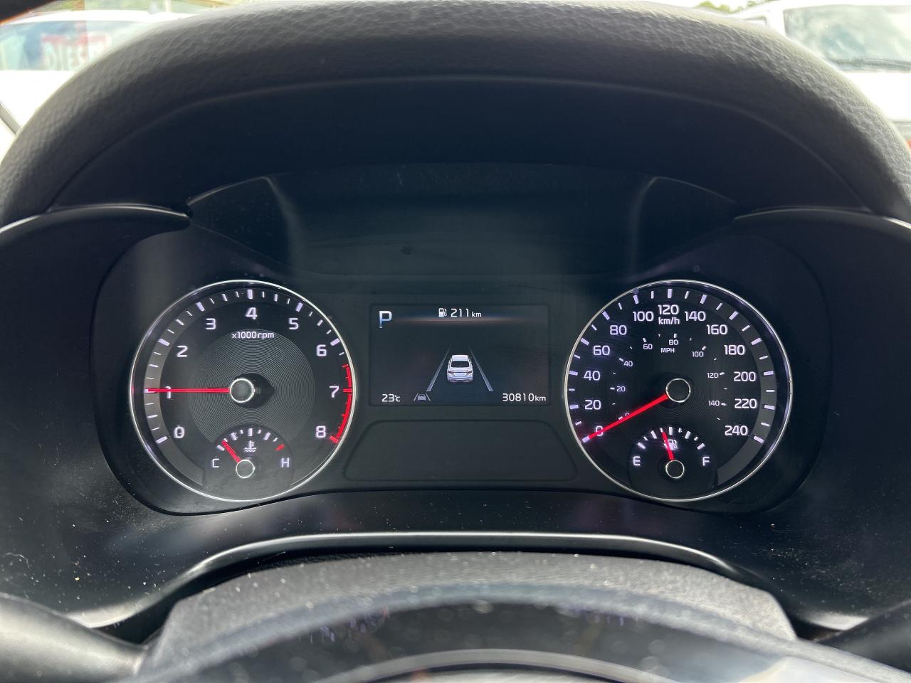 2023 Kia Forte EX, AUTO, 31 000 KMS, HEATED SEATS, SUNROOF! Photo